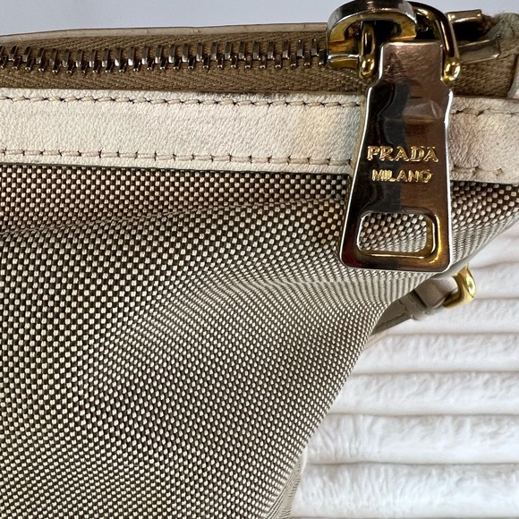 💯 Authentic Prada Beige/Brown Jacquard Logo Canvas and Leather Bow Top handle - Picture 5 of 16